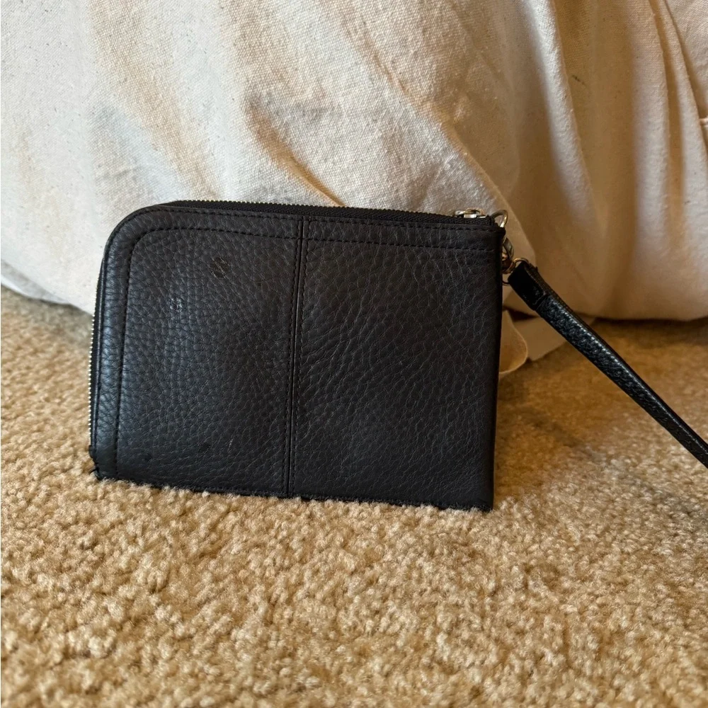 Cole Haan Elegant Black Leather Wristlet